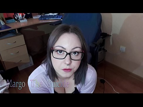❤️ Sexig tjej med glasögon suger Dildo djupt på kamera ️ Porno at us sv.hentai-for.ru ❌❤